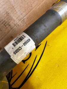 PÓŁOŚ PRZÓD PRZEDNIA PRAWY PRAWA KIA SORENTO III 2.2 CRDI