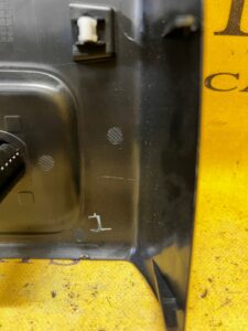 OSŁONA TYŁ TUNELU ŚRODKOWEGO WEJŚCIE USB USB-C FORD ESCAPE MK4