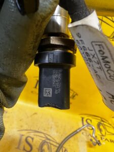 LISTWA WTRYSKOWA WTRYSKI FORD ESCAPE MK4 1.5 EB