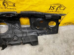 WYGŁUSZENIE ŚCIANY GRODZIOWEJ GRODZI BMW 1 F40