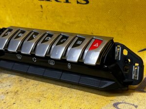 PANEL PRZEŁĄCZNIK RADIA NAWIEWU PEUGEOT 3008 II 5008 II