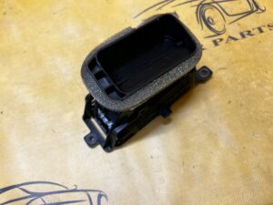 KRATKA NAWIEWU ZEWNETRZNA PRAWA DESKI KONSOLI ORANGE FORD BRONCO 21-