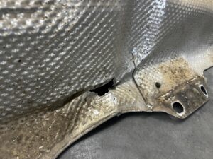 BLACHA OSŁONA TERMICZNA WYDECHU CITROEN C4 GRAND PICASSO II 1.6 THP