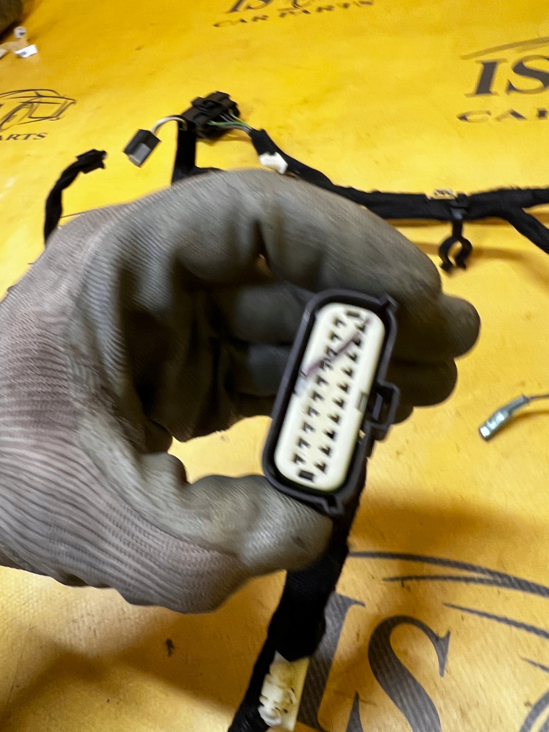 WIĄZKA INSTALACJA PODSUFITKI DACHU FORD BRONCO 21-