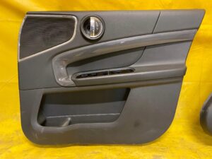 TAPICERKA DRZWI PRAWY PRZÓD MINI COUNTRYMAN II F60
