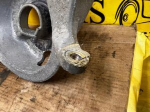 WAHACZ TYŁ TYLNY PRAWY FORD EXPLORER VI MK6