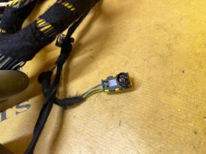 WIĄZKA INSTALACJA WNĘTRZA HARMAN KARDON 7 OSÓB MERCEDES GL X166 4.7 V8