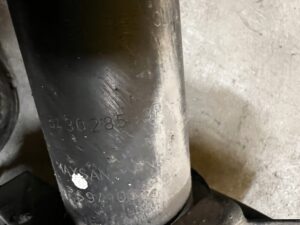 NOGA AMORTYZATOR ZWROTNICA PRZÓD PRAWY DACIA JOGGER 2022R 1.0 TCE