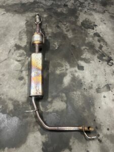 TŁUMIK RURA WYDECH KOŃCOWA KATALIZATOR DACIA SANDERO III 2021R