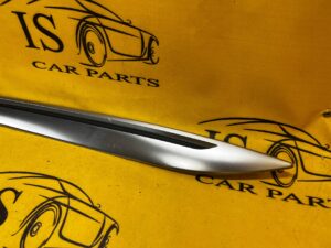 PRAWA LISTWA DEKOR LED TUNELU RENAULT MEGANE IV