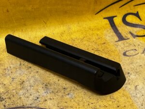 OSŁONA PROWADNICY SZYNY FOTELA PORSCHE PANAMERA 970 I LIFT