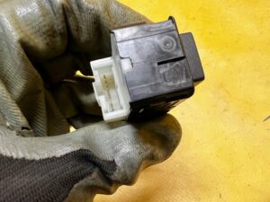 PANEL STEROWNIK PRZEŁĄCZNIK PAMIĘCI FOTELA SUBARU FORESTER VI SL 25-