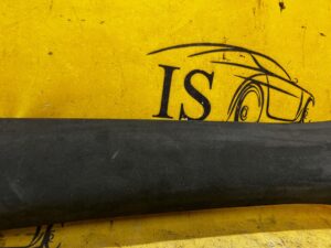 OSŁONA POSZYCIE SŁUPKA A PRZÓD LEWY ALCANTARA PORSCHE CAYENNE II 7P5