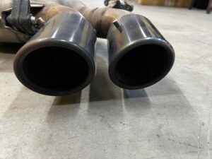 TŁUMIK RURA WYDECHOWA WYDECH TYŁ KOŃCOWY BMW M5 F90 M8 F91 F92