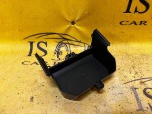 PÓŁKA SCHOWEK UCHWYTU NA KUBKI TUNELU ŚRODKOWEGO BMW 5 G30