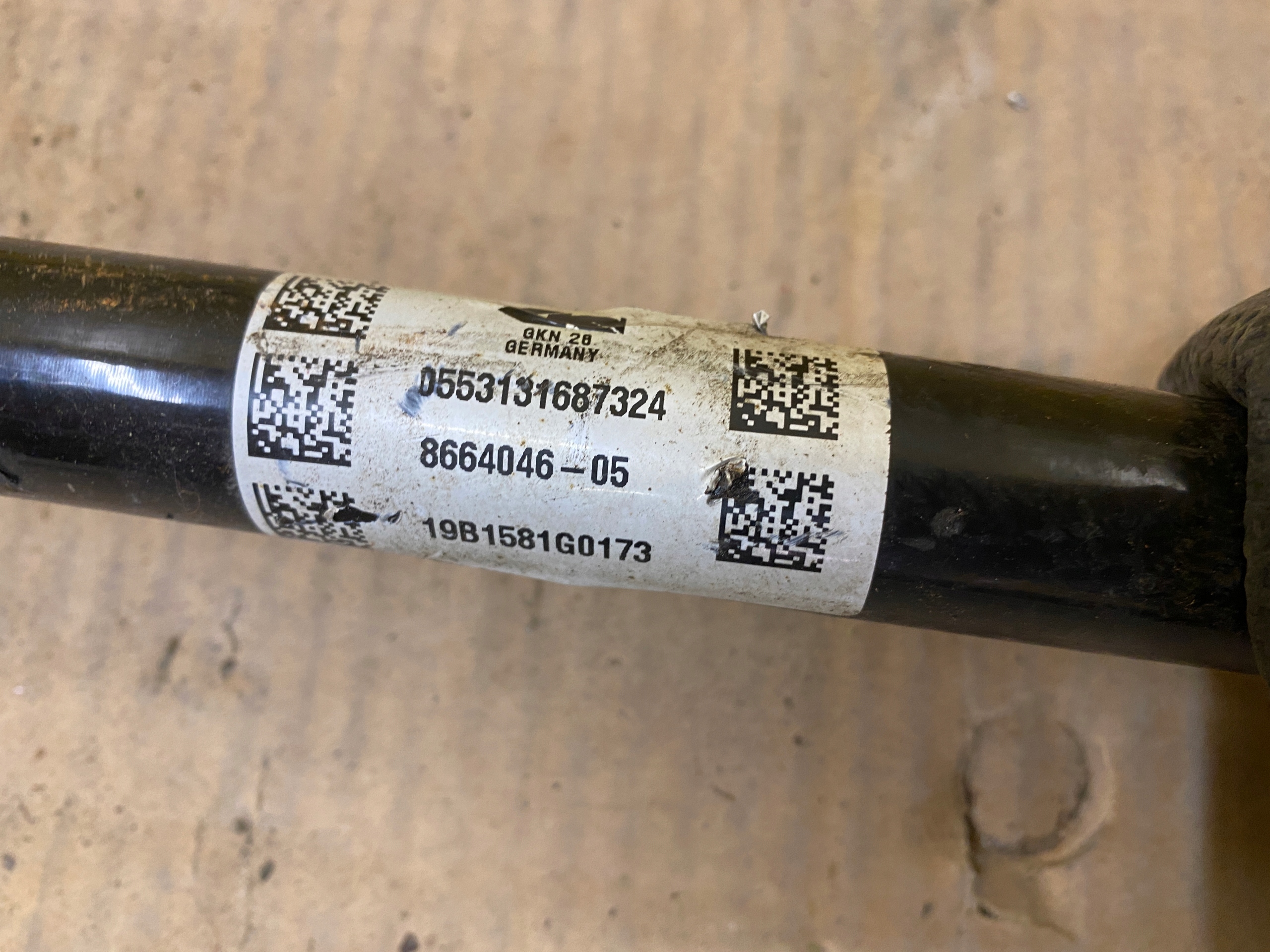 PÓŁOŚ PRAWA TYŁ 8664046 BMW 5 G30 2.0D 520D