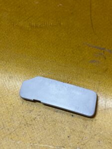 OSŁONA ZAŚLEPKA BOCZKI DRZWI PRAWA JAGUAR XJ X351