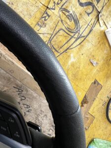 KIEROWNICA SKÓRA MULTIFUNKCJA MANETKI ŁOPATKI FORD MUSTANG VI USA