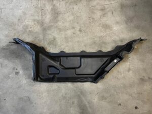 OSŁONA WYGŁUSZENIE WYKŁADZINA ŚCIANY GRODZIOWEJ FORD EXPLORER VI MK6