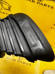 KRATKA MASKOWNICY GŁOŚNIKA CENTRALNEGO BMW 5 G30