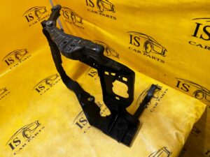 OKULAR WZMOCNIENIE ZDERZAKA PASA PRZÓD PRAWY PORSCHE MACAN 95B