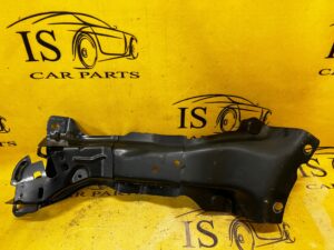 UCHWYT PODPORA PŁYTA PODŁOGI NADWOZIA LAND ROVER DISCOVERY SPORT L550