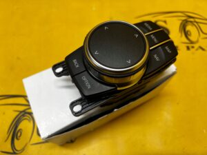 PRZEŁĄCZNIK KONTROLER iDRIVE BMW 5 G30 M5 F90 6 G32 X3 G01 X4 G02 NOWY OEM