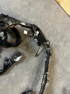 GŁÓWNA WIĄZKA INSTALACJA WNĘTRZA KABINY FORD BRONCO 2.7 V6 ECOBOOST 21-