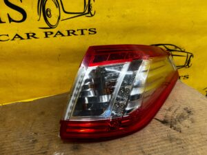 LAMPA W BŁOTNIK TYŁ TYLNA PRAWY PRAWA LED PEUGEOT 508 I KOMBI SW EU