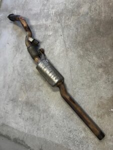 RURA WYDECHOWA TŁUMIK WYDECH ŚRODKOWY AUDI A8 D4 4H LONG 4.0 TFSI