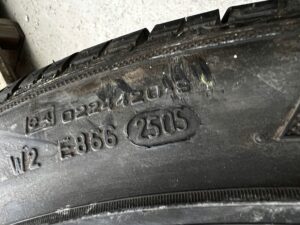 OPONA LETNIA PIRELLI P ZERO ROSSO 245/45 R19 2005R 1SZT