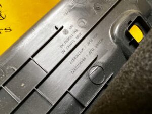 OSŁONA KANAPY TYŁ BAGAŻNIKA PEUGEOT 3008 II P84