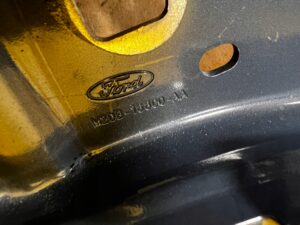 ZAWIASY MASKI POKRYWY SILNIKA FORD BRONCO 21- AZURE GREY PEARL