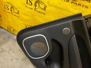 TAPICERKA BOCZEK DRZWI TYŁ PRAWY JEEP GRAND CHEROKEE WK2 HARMAN/HARDON