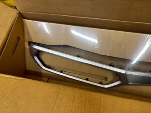 LISTWA DEKOR KONSOLI DESKI ALU TETRAGON BMW 2 G42 3 G20 4 G26 G82 NOWA OEM