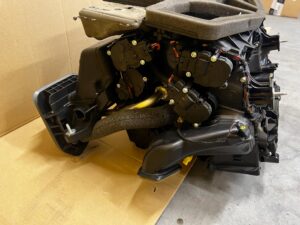 KOMPLETNA NAGRZEWNICA PAROWNIK DMUCHAWA BMW 5 G30 G31 M5 F90