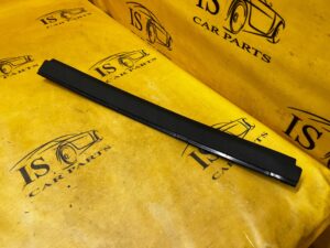 OSŁONA ZAŚLEPKA PLASTIK PODSUFITKI DACHU TYŁ LEWA 4 DRZWI FORD BRONCO 21-