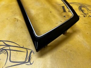 DEKOR LISTWA RAMKA RADIA PANELU ŚRODKOWEGO DESKI KONSOLI MERCEDES GLS X166