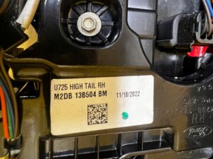 KOMPLET LAMPY LAMPA TYŁ TYLNE PRAWY LEWY FORD BRONCO 21-