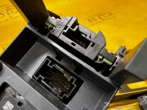 KONTROLER PANEL IDRIVE TUNELU ŚRODKOWEGO MERCEDES GLS X166