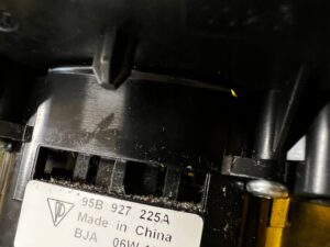 PRZEŁĄCZNIK PANEL PRZYCISK HAMULCA RĘCZNEGO PORSCHE MACAN 95B