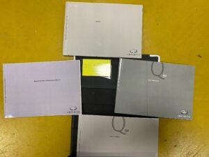 KSIĄŻKA SERWISOWA INSTRUKCJA OBSŁUGI INFINITI Q50