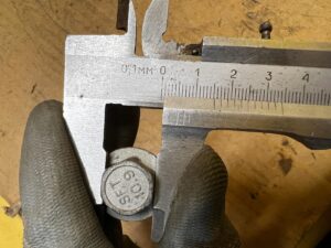 2 X ŚRUBA M12X140 FORD BRONCO 21-