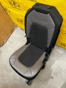 FOTEL DRUGIEGO RZĘDU PÓŁ SKÓRA GRAND C4 PICASSO II