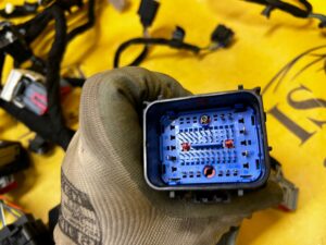 WIĄZKA INSTALACJA OKABLOWANIE DESKI KONSOLI FORD BRONCO 21- 2.7 V6 ECOBOOST