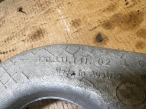 WAHACZ TYŁ TYLNY LEWY PORSCHE PANAMERA 970 I LIFT