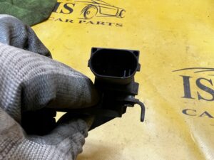 CZUJNIK POZIOMOWANIA ŚWIATEŁ TYŁ PRAWY VOLVO XC90 II