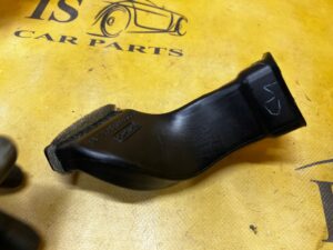 KANAŁ TUNEL NAWIEWU POWIETRZA WNĘTRZA TYŁ LEWY FORD BRONCO 21-