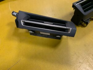 LEWA KRATKA NAWIEWU PEUGEOT 508 II 19R R8 EUROPA