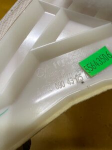 POSZYCIE OSŁONA OBUDOWA SŁUPKA PRZÓD A LEWY MERCEDES GLS X166